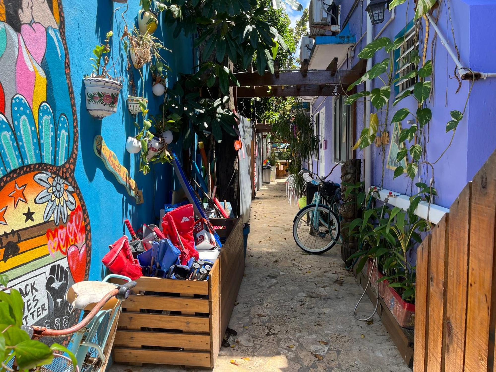Lower Price, More Style, Discount Studio In San Juan,Pr, Beach, Free Bikes (Adults Only) Exterior photo